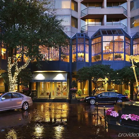 The Windsor Court 5*