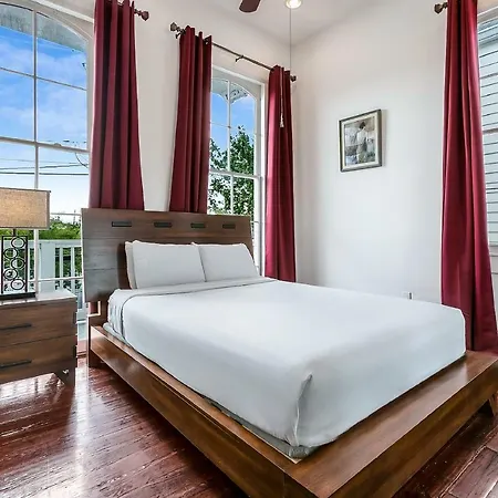Fabulous With Views New Orleans