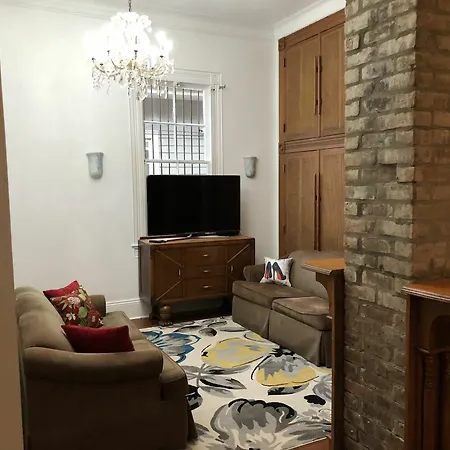 5 Bedroom - Sleeps 10! Location Next To French Quarter!