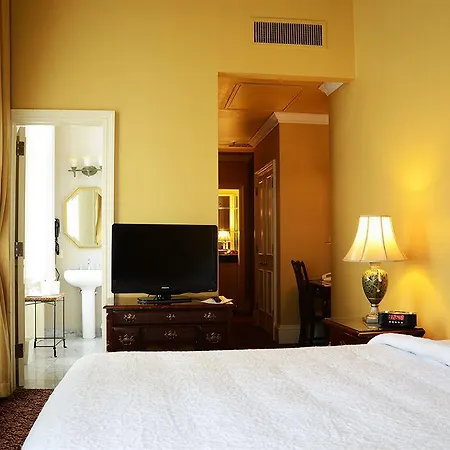 Pelham Hotel