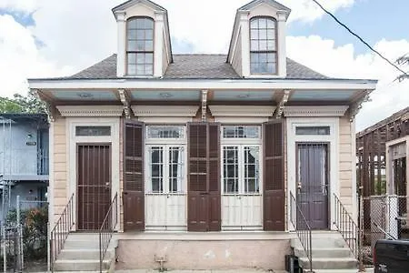 Hideaway Guest house New Orleans