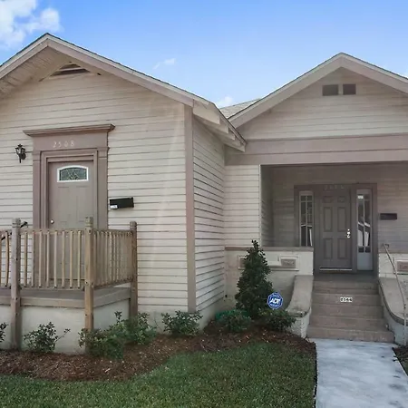 Myrtle St Manor New Orleans