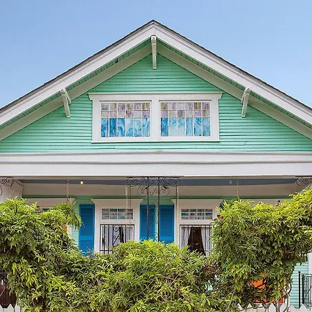Modern Victorian House With Relaxing Courtyard - Near Fq * New Orleans
