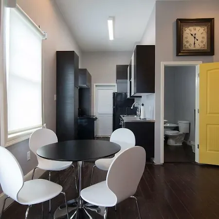 Modern 2 Blocks From Quarters * New Orleans