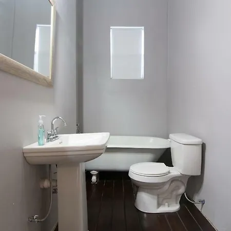Apartment Modern 2 Blocks From Quarters New Orleans