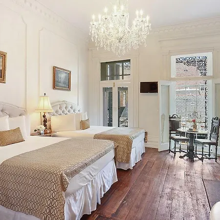 Hotel French Quarter Mansion 4*