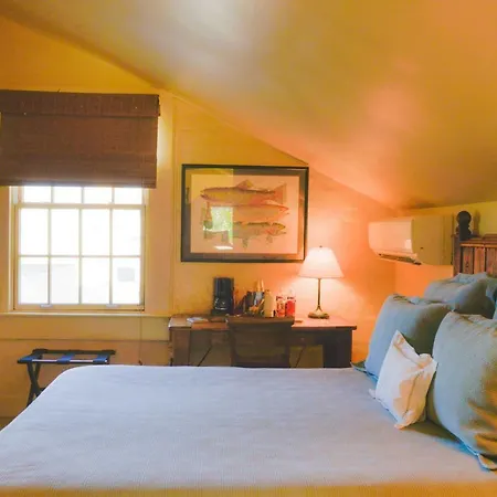 Bed & Breakfast Terrell House