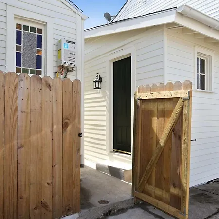 Iberville Quarters Holiday home *
