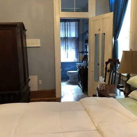 Oakview Bed & Breakfast 4*
