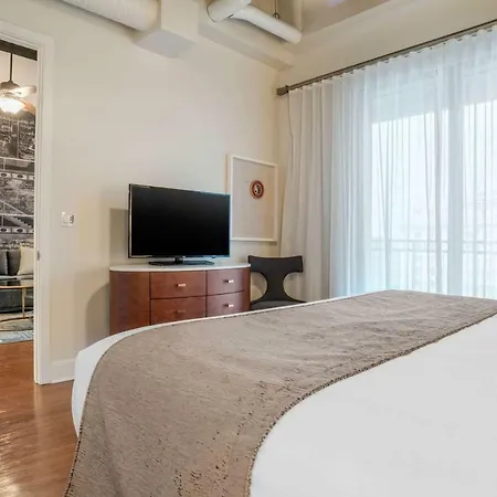 The Marquee, Ascend Collection 2* New Orleans