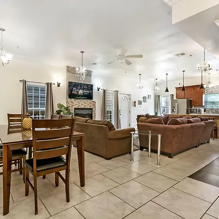 Spacious 4br Steps From St Charles Ave * New Orleans