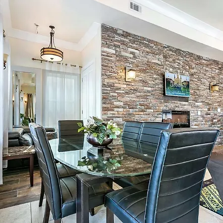 Urban With Spacious & Amenities Apartment
