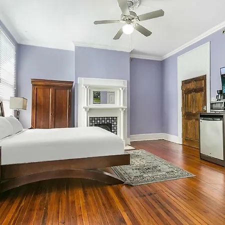Apartment Comfortable Rooms Near All Nola Hot Spots New Orleans