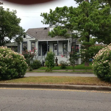 Bed & Breakfast Oakview 4*