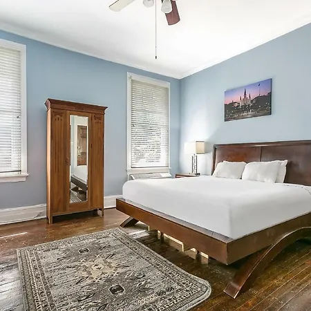 Express Close To Amenities