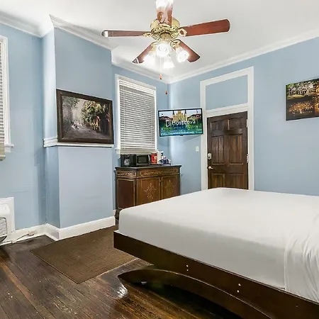 Express Close To Amenities Apartment *