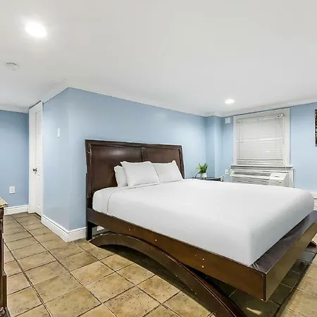 Apartment Express Close To Amenities *