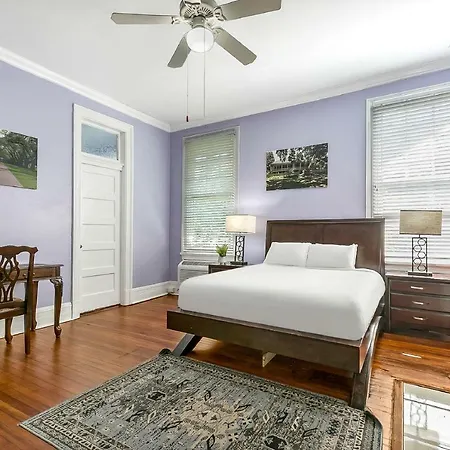 Express Close To Amenities Apartment
