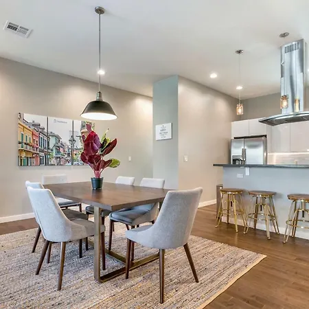 Modern 4br With Amenities