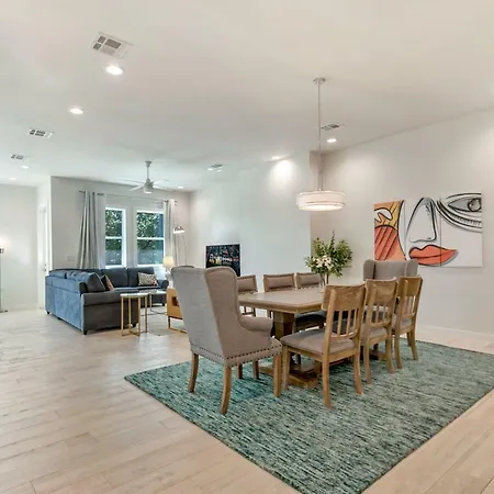 Holiday home 4br Townhouse In Bienville New Orleans
