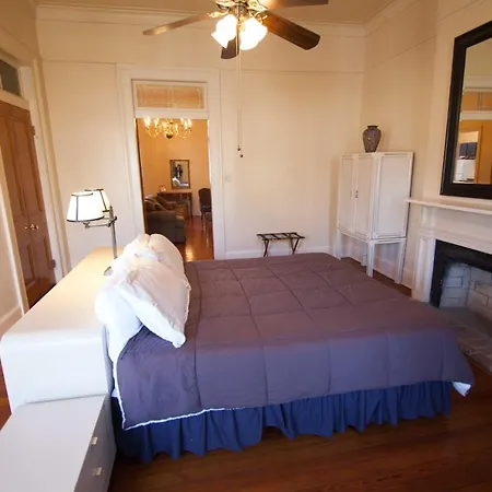 The Courtyards French Quarter Guest house New Orleans