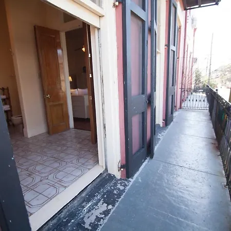 Guest house The Courtyards French Quarter New Orleans