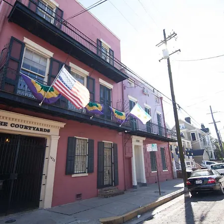 Guest house The Courtyards French Quarter *