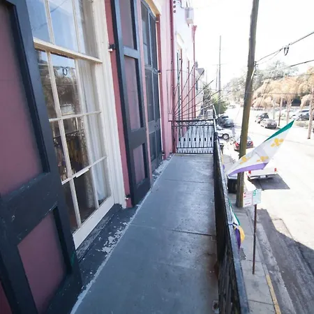 The Courtyards French Quarter Guest house