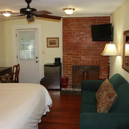 The House Bed & Breakfast New Orleans