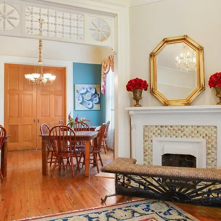 Maison Perrier Bed & Breakfast