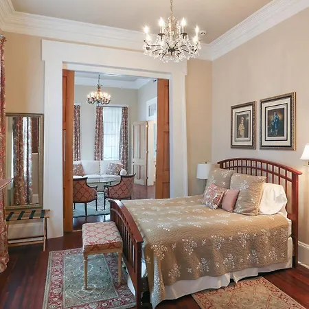 Bed & Breakfast Elysian Fields
