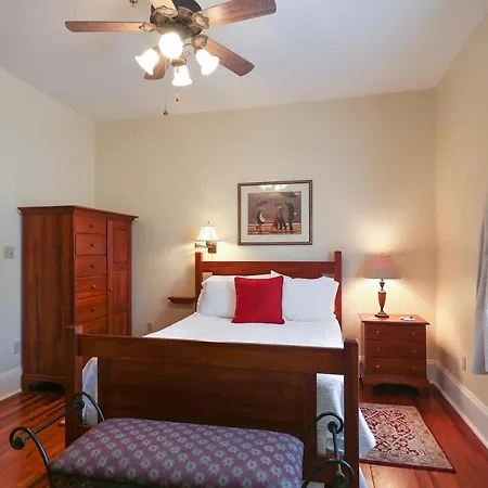 Bed & Breakfast Elysian Fields New Orleans