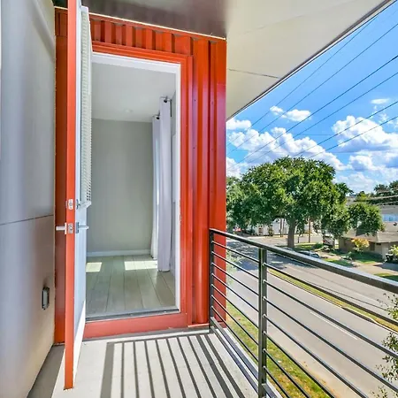 Holiday home Townhouse Near Attractions