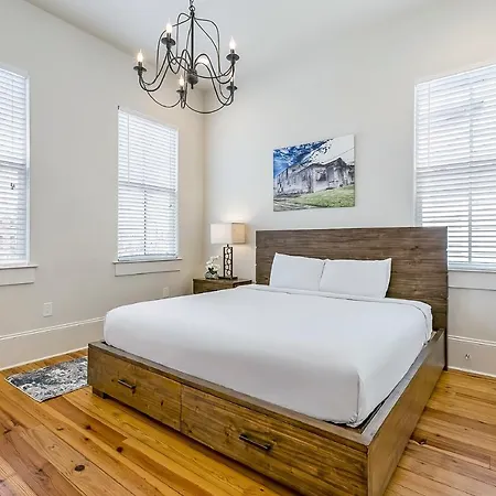 Fabulous With Views *