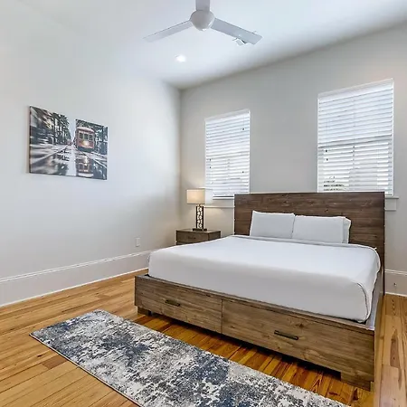 Fabulous With Views * New Orleans