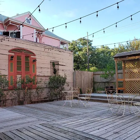 Macarty House, A Bohemian With Pool And Bar Holiday home