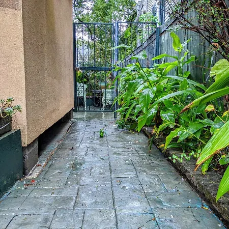Bed & Breakfast Parisian Courtyard 3*