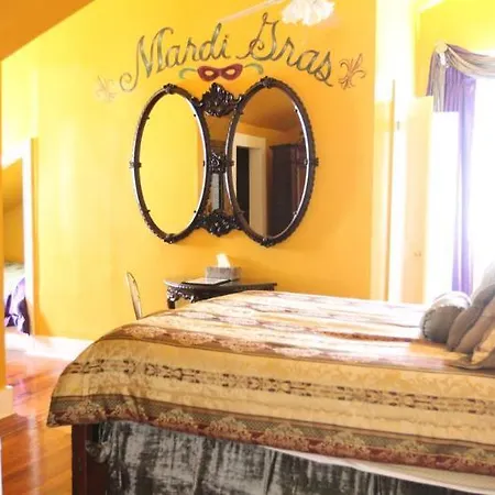 The Magnolia Mansion