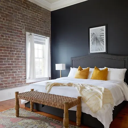 Sonder Irish Channel Lofts