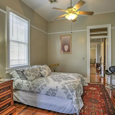 Walk To River, Tram & Zoo: Classic Nola Home! * New Orleans