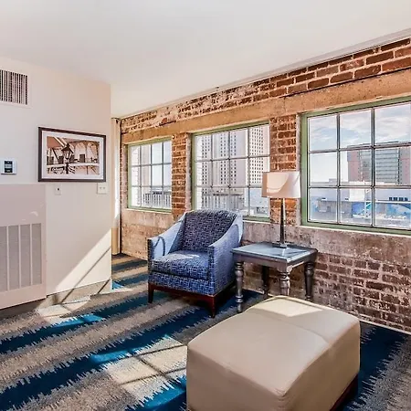 The Mercantile 3*
