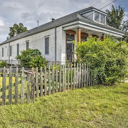 Holiday home Walk To River, Tram & Zoo: Classic Nola Home! *