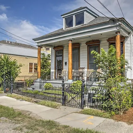 Walk To River, Tram & Zoo: Classic Nola Home! New Orleans