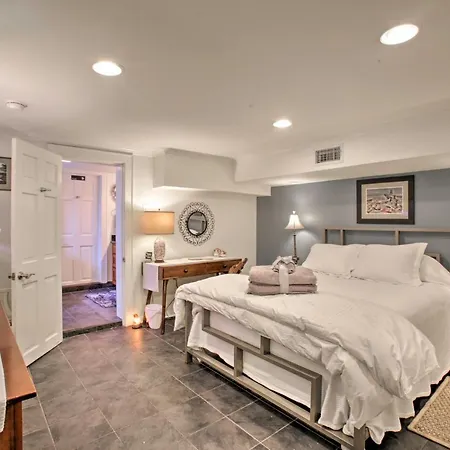 4 Mi To French Quarter: Nola W/ Garden Patio Apartment