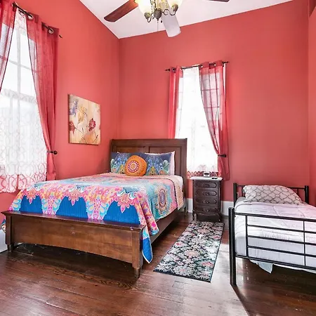 Hostel Ihsp French Quarter House New Orleans