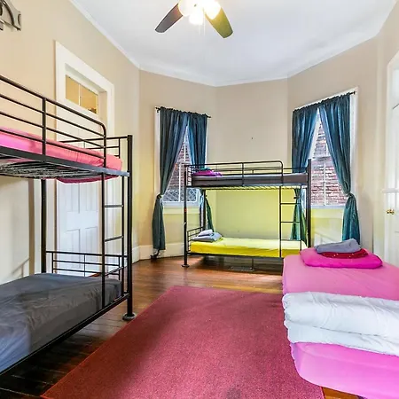 Hostel Ihsp French Quarter House