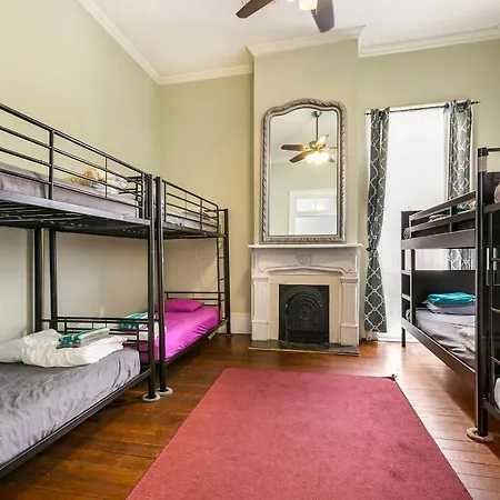 Ihsp French Quarter House *