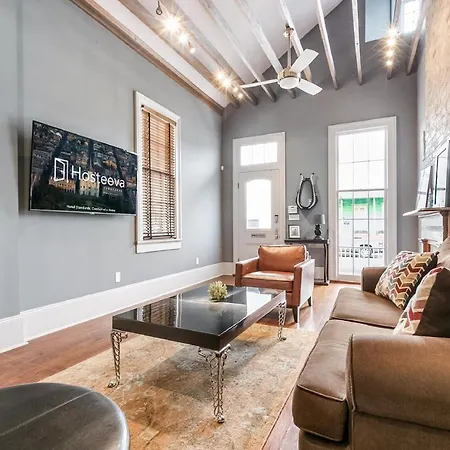 Cozy And Charming House Close To St Charles Ave Holiday home New Orleans
