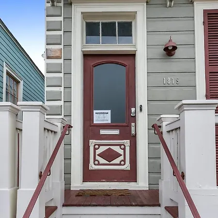 Apartment Modern 1-bd Near French Quarter - Walk To Superdome