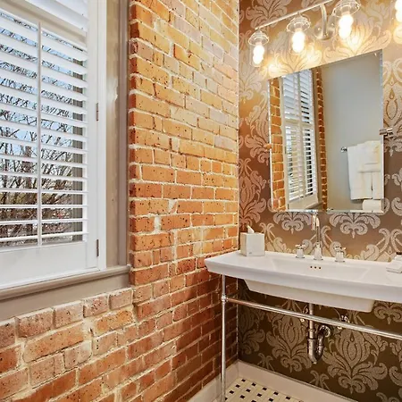 The Brakeman 3* New Orleans